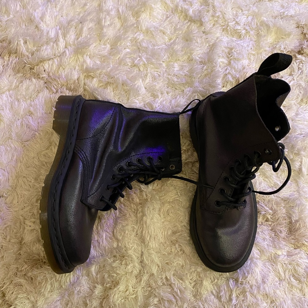 ✨ Dr. Martens iridescent pascal boots ✨